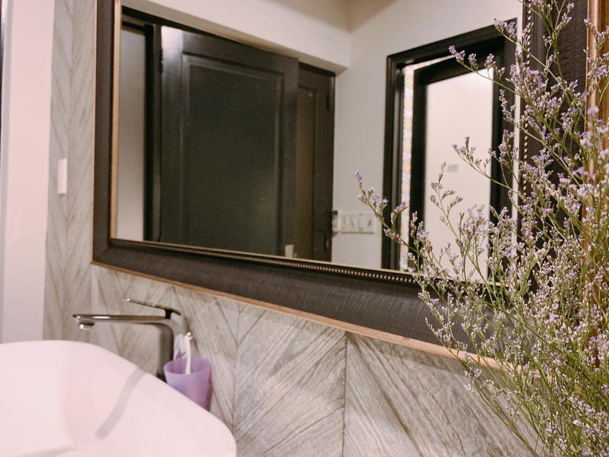 Luxurious Chinatown Hideaway Apartment โฮจิมินห์ซิตี้ ภายนอก รูปภาพ